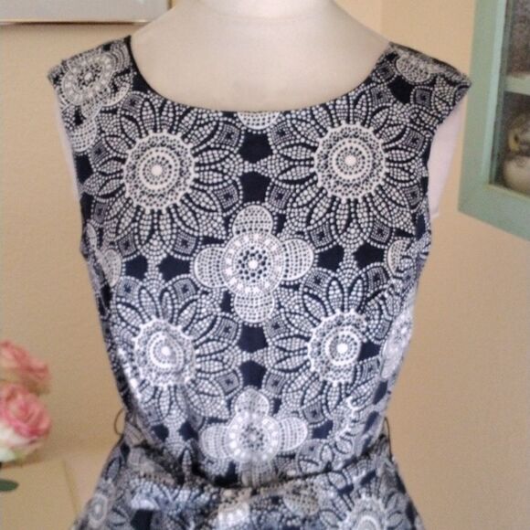 Signature by Robbie Bee Cotton Dress - Picture 2 of 12